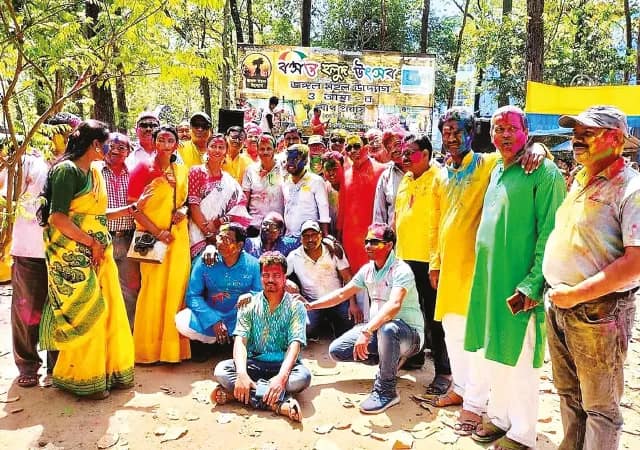 ঝাড়গ্রামে দু’দিনের বসন্ত উৎসবে শামিল হবেন পর্যটক ও স্থানীয়রা