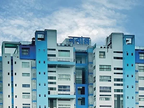 বেসরকারি স্কুলের ফি’তে লাগাম দিতে বিল রাজ্যের