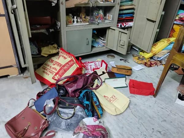 মাথাভাঙা শহরে দুটি বাড়িতে চুরির ঘটনায় শোরগোল