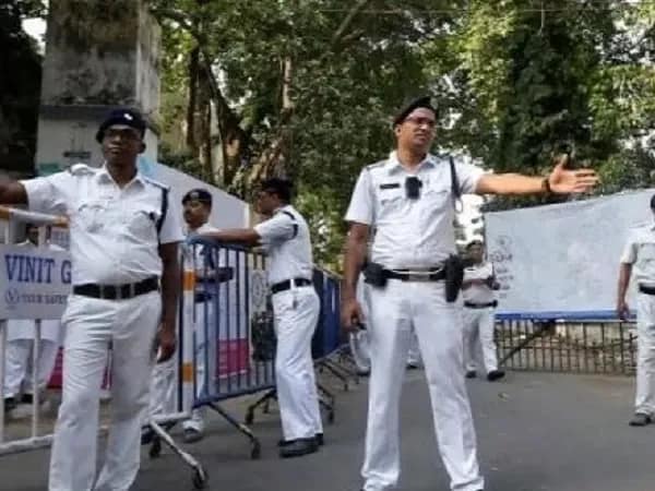 যাদবপুর বিশ্ববিদ্যালয়ের ভিতরে আউট পোস্ট বসাতে চায় কলকাতা পুলিস!