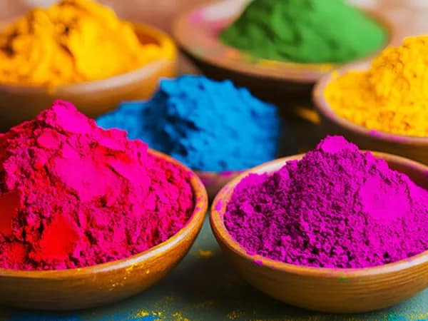 দোল ও হোলিকে কেন্দ্র করে ৬০ হাজার কোটির ব্যবসা দেশে