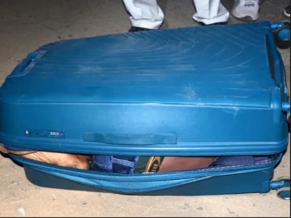 কাজ থেকে ফিরে ব্যবসায়ীর দেহ ব্যাগে ভরে দুই অভিযুক্ত
