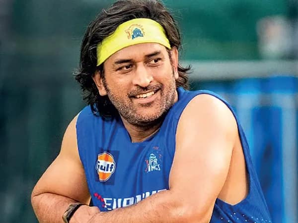 এটাই ধোনির শেষ আইপিএল, জল্পনা তুঙ্গে