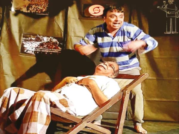 সম্পর্কের সমীকরণে জীবন
