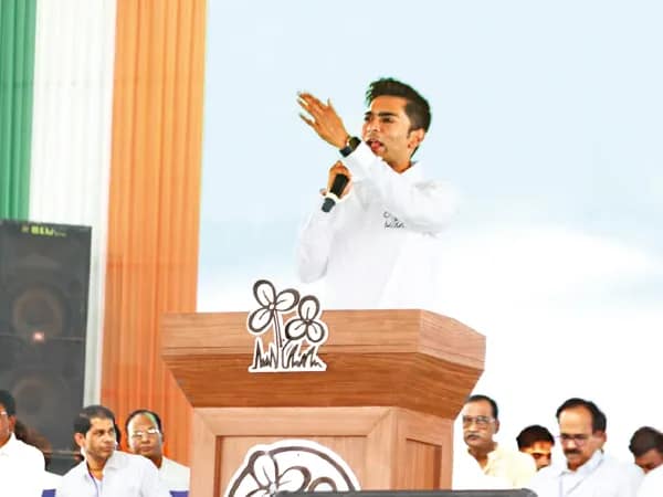 কাল অভিষেকের ভার্চুয়াল বৈঠক, মিলতে পারে ছাব্বিশের ভোটবার্তা