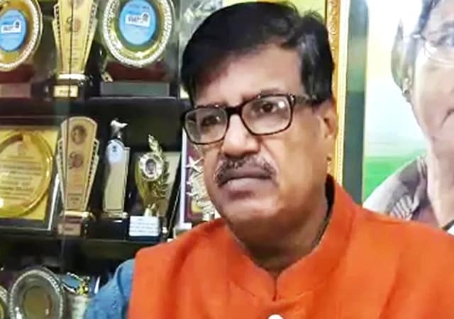 তৃণমূলের পথে পা বাড়িয়ে ১২ পদ্মবিধায়ক, দাবি রবি ঘোষের