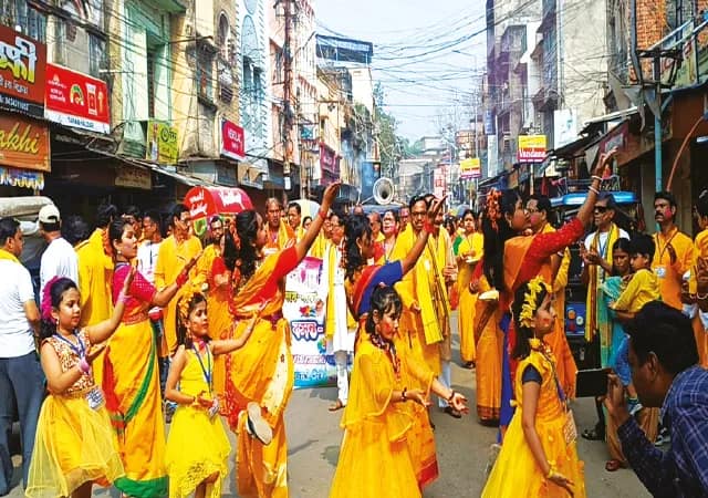বাঁকুড়া, পুরুলিয়া, আরামবাগে দোল উপলক্ষ্যে অনুষ্ঠান
