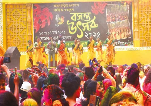 দোল ও হোলি উপলক্ষ্যে দুই মেদিনীপুর ও ঝাড়গ্রামে অনুষ্ঠান