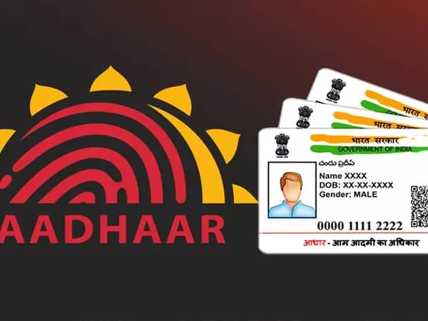 ভুয়ো ভোটার নিয়ে তৃণমূলের চাপ, মঙ্গলবার স্বরাষ্ট্র-আইন মন্ত্রকের সঙ্গে কমিশনের বৈঠক, এবার আবশ্যিক হচ্ছে আধার-এপিক লিঙ্ক?