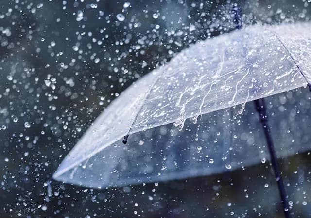 উলুবেড়িয়া এবং বাগনানে শুরু হয়েছে হাল্কা বৃষ্টি