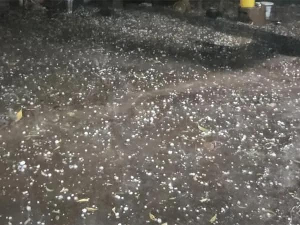 মেদিনীপুরে শুরু শিলাবৃষ্টি