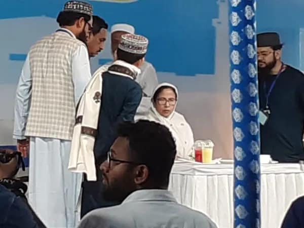 আজ বলা হচ্ছে, ভোট আসছে, কিন্তু আমি সব অনুষ্ঠানে যাই, ক্রিসমাস বা পুজোতে গেলে ভোটের কথা বলা হয় না: মমতা