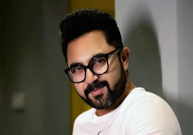 বোর্ড গঠনের এক মাসের মধ্যেই সুকুমারের বিদায়, এলেন সোহম