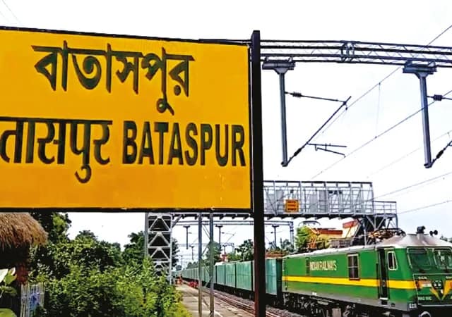 বর্ধমান-সাহেবগঞ্জ লুপ লাইনে যাত্রী ভোগান্তির অপর নাম বাতাসপুর স্টেশন