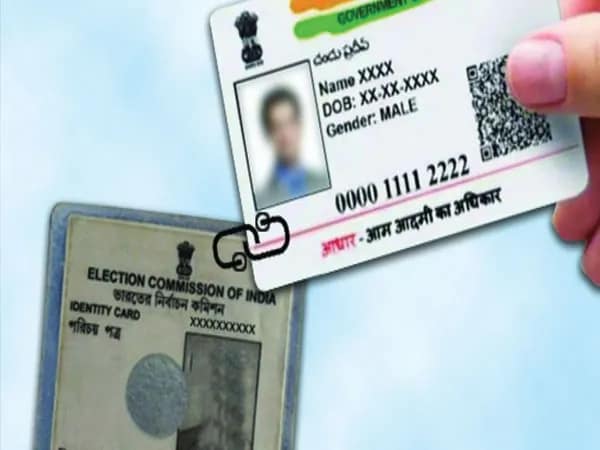 ভোটার-আধার সংযুক্তি প্রক্রিয়া শীঘ্রই: কমিশন