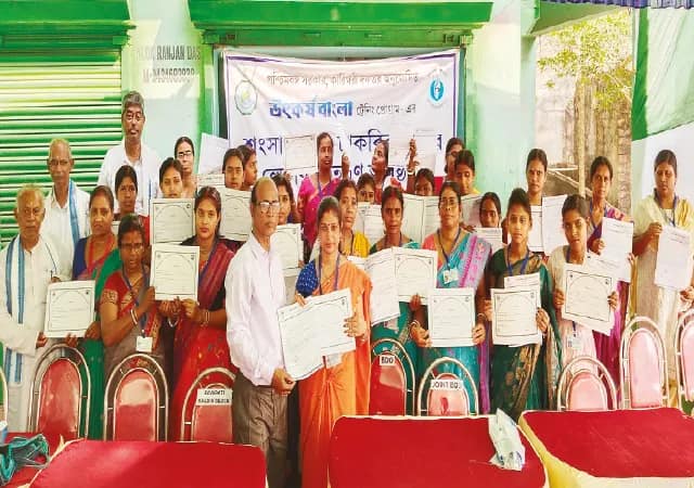 হলদিয়ায় উৎকর্ষ বাংলা প্রশিক্ষণ শেষে ২৮ জনের হাতে জব লেটার