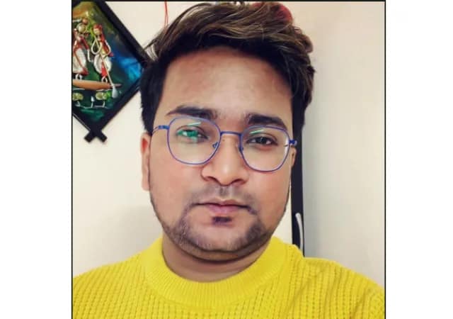কাল হল বাইকের নেশা, সিকিমে দুর্ঘটনায় মৃত্যু বারাসতের রোহনের