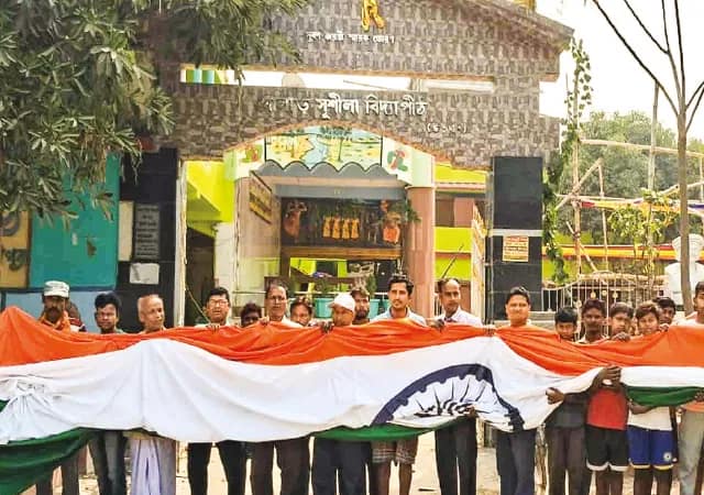 কেশপুরের গোলাড় সুশীলা বিদ্যাপীঠের হীরকজয়ন্তী ঘিরে উৎসবের আমেজ