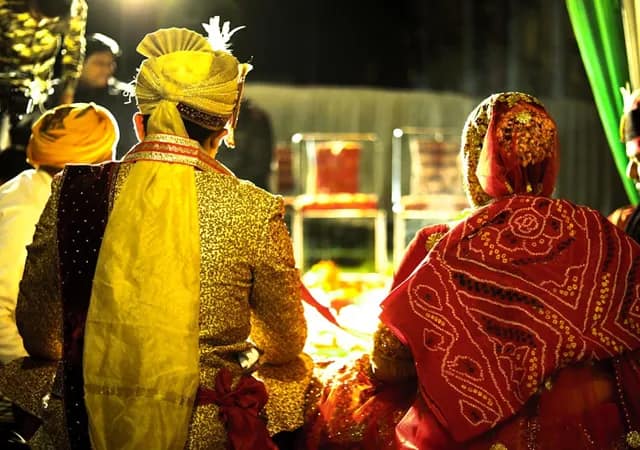 ভিলেন স্মার্টফোন, ১০ হাজারের বেশি নাবালিকার বিবাহ! উদ্বেগ