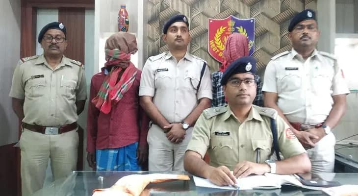 নাদনঘাটে গ্রেপ্তার ২ দুষ্কৃতী, উদ্ধার আগ্নেয়াস্ত্র ও কার্তুজ