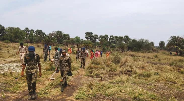 দূষণ সৃষ্টিকারী কারখানা বানানো যাবে না, কাজে বাধা বাসিন্দাদের