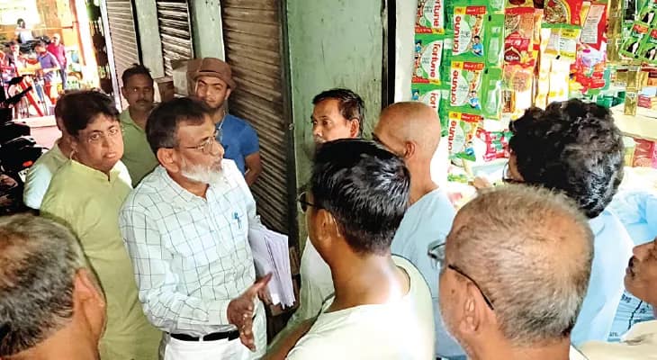 ভাড়া বাবদ কয়েক লক্ষ টাকা পাবে জেলা পরিষদ, দ্রুত মেটাতে নির্দেশ ব্যবসায়ীদের