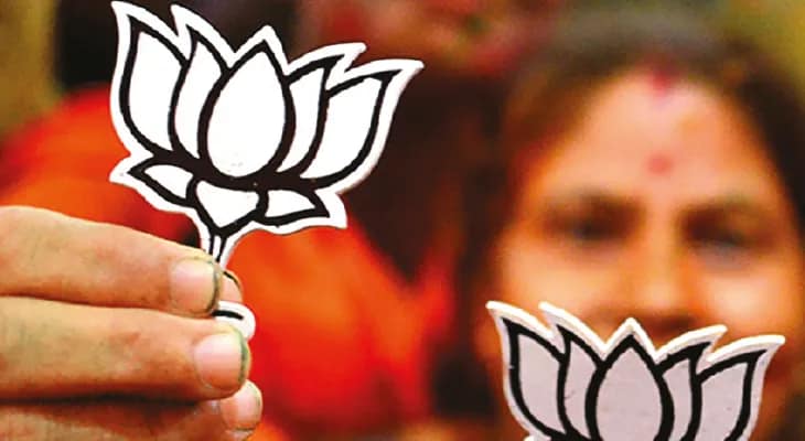 ‘দাদাগিরি’ না করার শর্তে ঘরে ফিরলেন পদ্মের নেতা-কর্মীরা