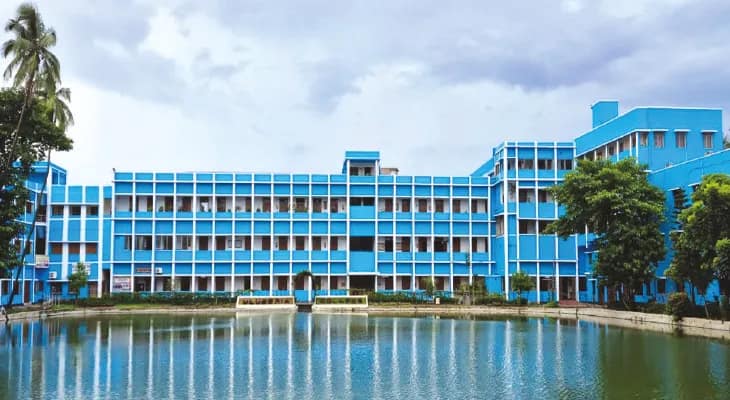 ‘এনট্রাপ্রেনিওরশিপ ক্যাটালিস্ট অ্যাওয়ার্ড’ উলুবেড়িয়া কলেজের