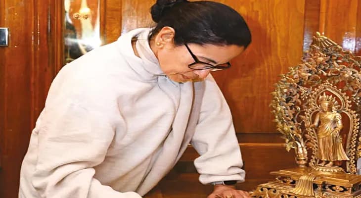 আজ বাণিজ্য সম্মেলন, লন্ডনেও চেনা ছন্দে মমতা