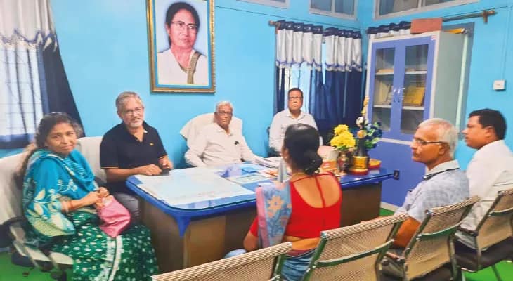 অনাস্থা তুলে নিয়েও দাঁইহাটে বোর্ড মিটিংয়ে যোগ দিলেন না ৮ কাউন্সিলার