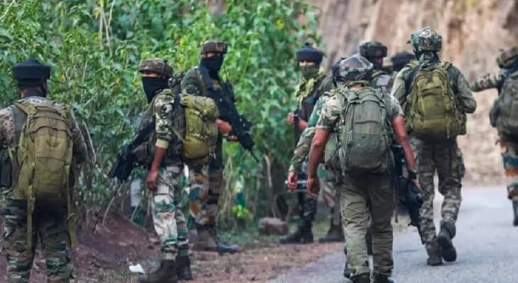 জম্মু ও কাশ্মীরের কাঠুয়াতে জঙ্গিদের লক্ষ্য করে গুলি চালাল নিরাপত্তা বাহিনী, উত্তেজনা
