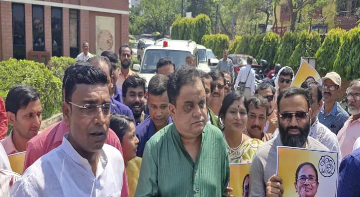 নিখিল বঙ্গ কলেজ শিক্ষক সমিতির বার্ষিক সভায় যোগ দিলেন শিক্ষামন্ত্রী ব্রাত্য বসু