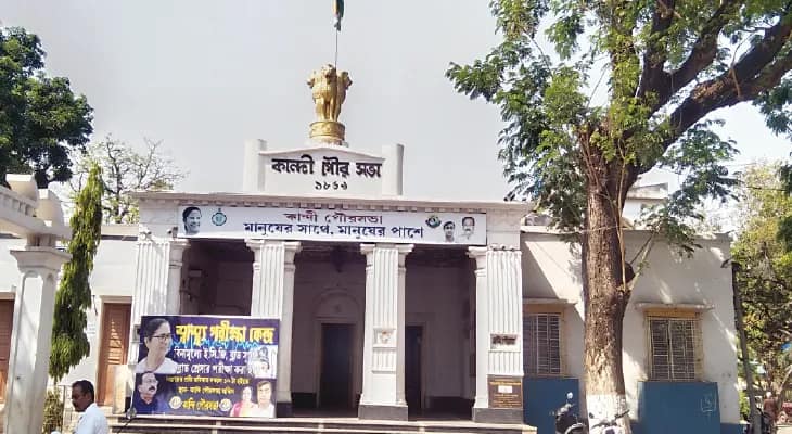কান্দিতে পুরসভার উদ্যোগে শুরু দুয়ারে স্বাস্থ্য পরিষেবা