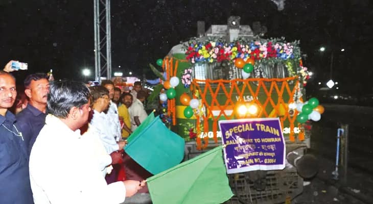 বালুরঘাট-হাওড়া ট্রেনে নতুন কোচ