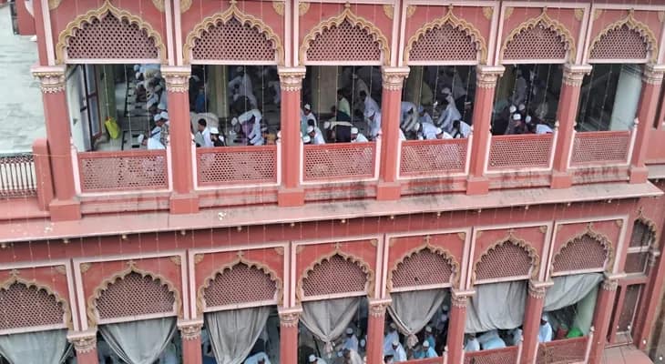 নাখোদা মসজিদে ঈদের নামাজ