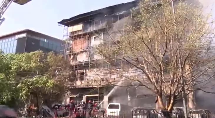 দিল্লির আনারকলি বহুতলে অগ্নিকাণ্ড, ঘটনাস্থলে পৌঁছেছে দমকলের একাধিক ইঞ্জিন