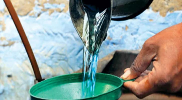 রেশনে প্রতি লিটার কেরোসিনের দাম কমল ৪.৫০ টাকা