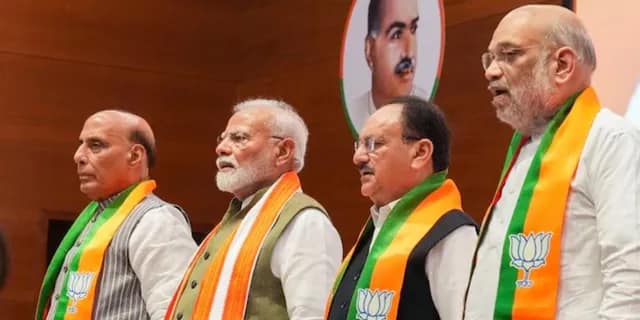 সর্বভারতীয় সভাপতি বাছাই নিয়ে দোলাচলে বিজেপি, দাবি অখিলেশের