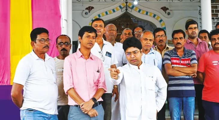 রামমন্দির সংস্কারে ৯ লক্ষ বরাদ্দ তৃণমূল বিধায়কের, পুরসভার ভোটের জন্যই রামভক্তি, কটাক্ষ বিজেপির