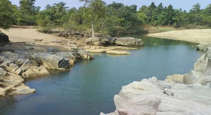 ঝাড়গ্রামে পর্যটন শিল্পের প্রসারে নতুন ৬৭ কিমি রাস্তা, বরাদ্দ ৫২ কোটি টাকা