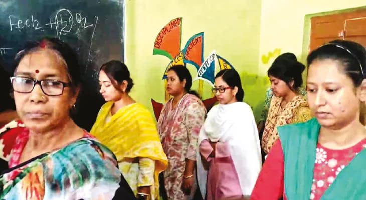 জেলায় ৩ হাজারের বেশি চাকরি বাতিল