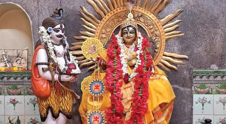 অষ্টধাতুর শতাব্দীপ্রাচীন অন্নপূর্ণা