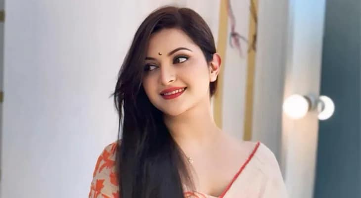বাংলাদেশের অভিনেত্রী পরীমনির বিরুদ্ধে গৃহকর্মীকে মারধরের অভিযোগ