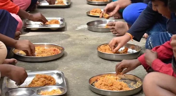 ২ মাস পর নিতুড়িয়ার স্কুলে চালু হচ্ছে মিড ডে মিল