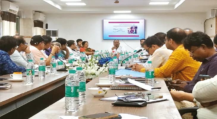 প্রকল্পের কাজে অনিয়ম বরদাস্ত নয়, ঠিকাদারদের ব্ল্যাক লিস্টেডের হুঁশিয়ারি