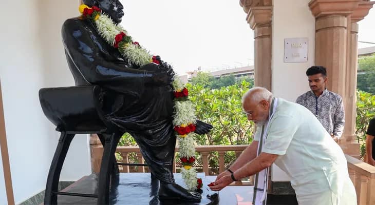 ২০২৭ সালে রাষ্ট্রপতি পদে মোদি? ক্ষমতার ভরকেন্দ্র বদলে রাইসিনা হিলস!  চর্চা সঙ্ঘ-বিজেপির অন্দরে