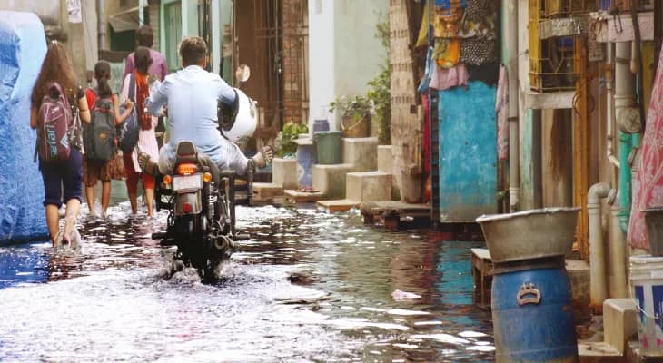 বাড়ছে মশার তাণ্ডব-পেটের অসুখ-ত্বকের রোগ, জমা জলে এখনও জেরবার স্থানীয়রা