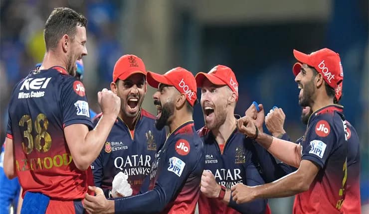 লড়েও আরসিবির কাছে ১২ রানে হারল মুম্বই