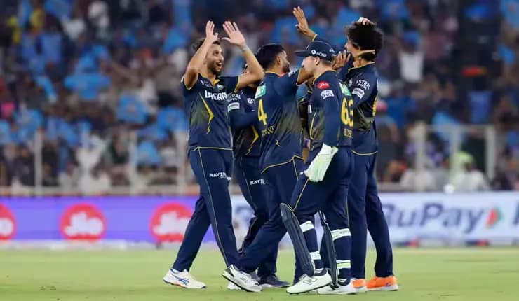 আইপিএল: ১৫৯ রানে অল আউট রাজস্থান (১৯.২ ওভার), ৫৮ রানে জয়ী গুজরাত