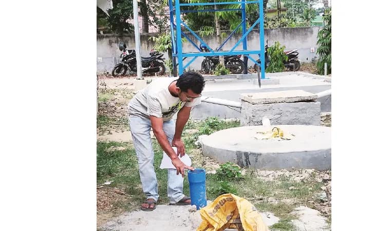 কাটমানি মেলেনি, বুজিয়ে দিলেন সজলধারার বোরিং